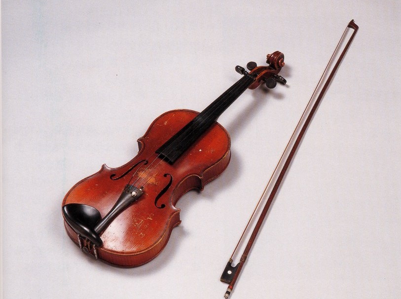 聂耳使用的小提琴